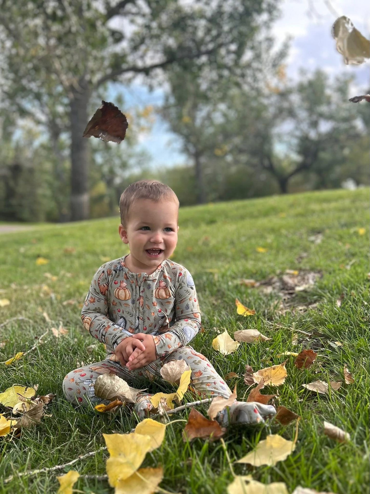 100 Acre Fall - Convertible Footie