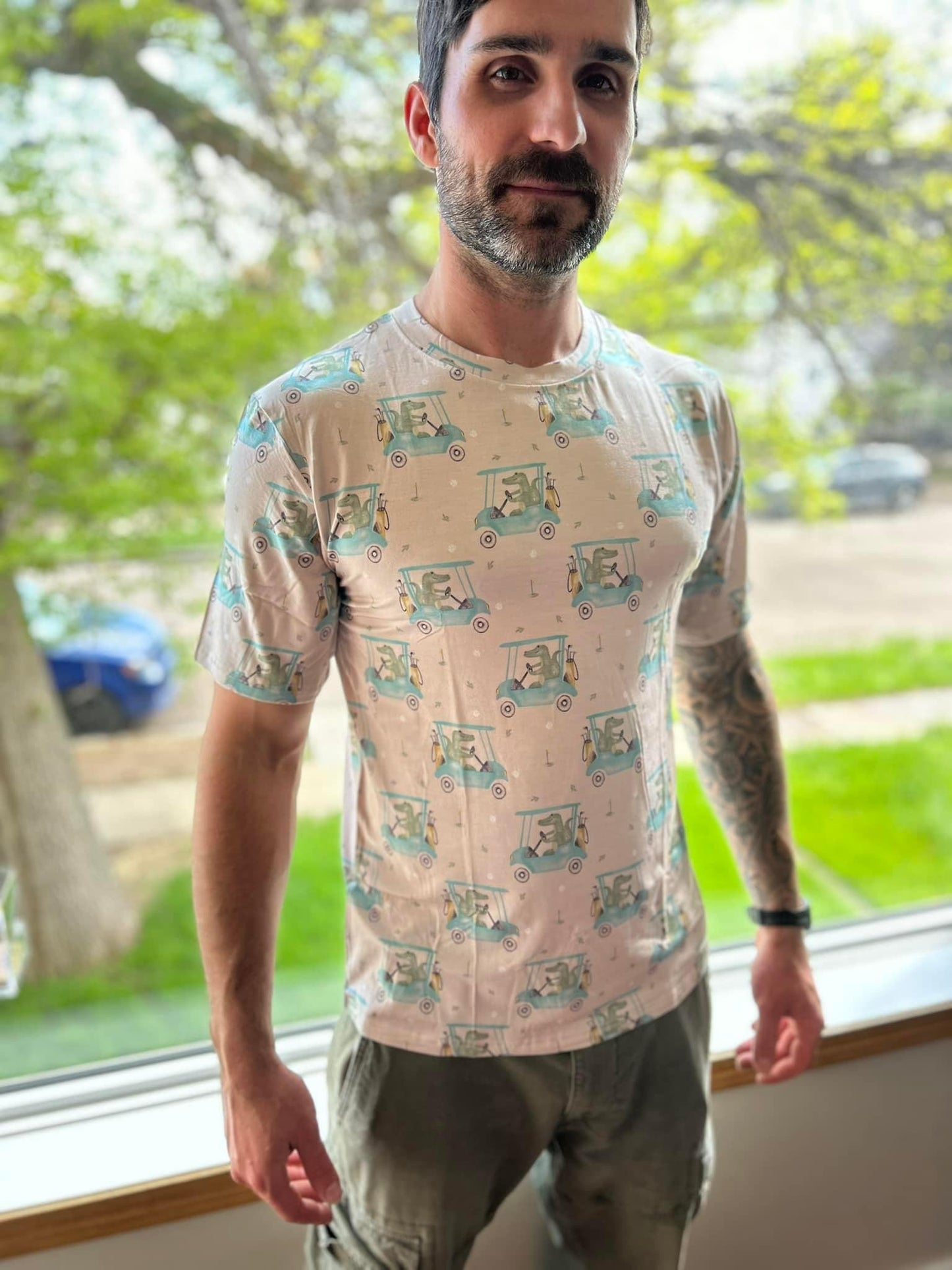 Golfin’ Gator - Adult T-shirt