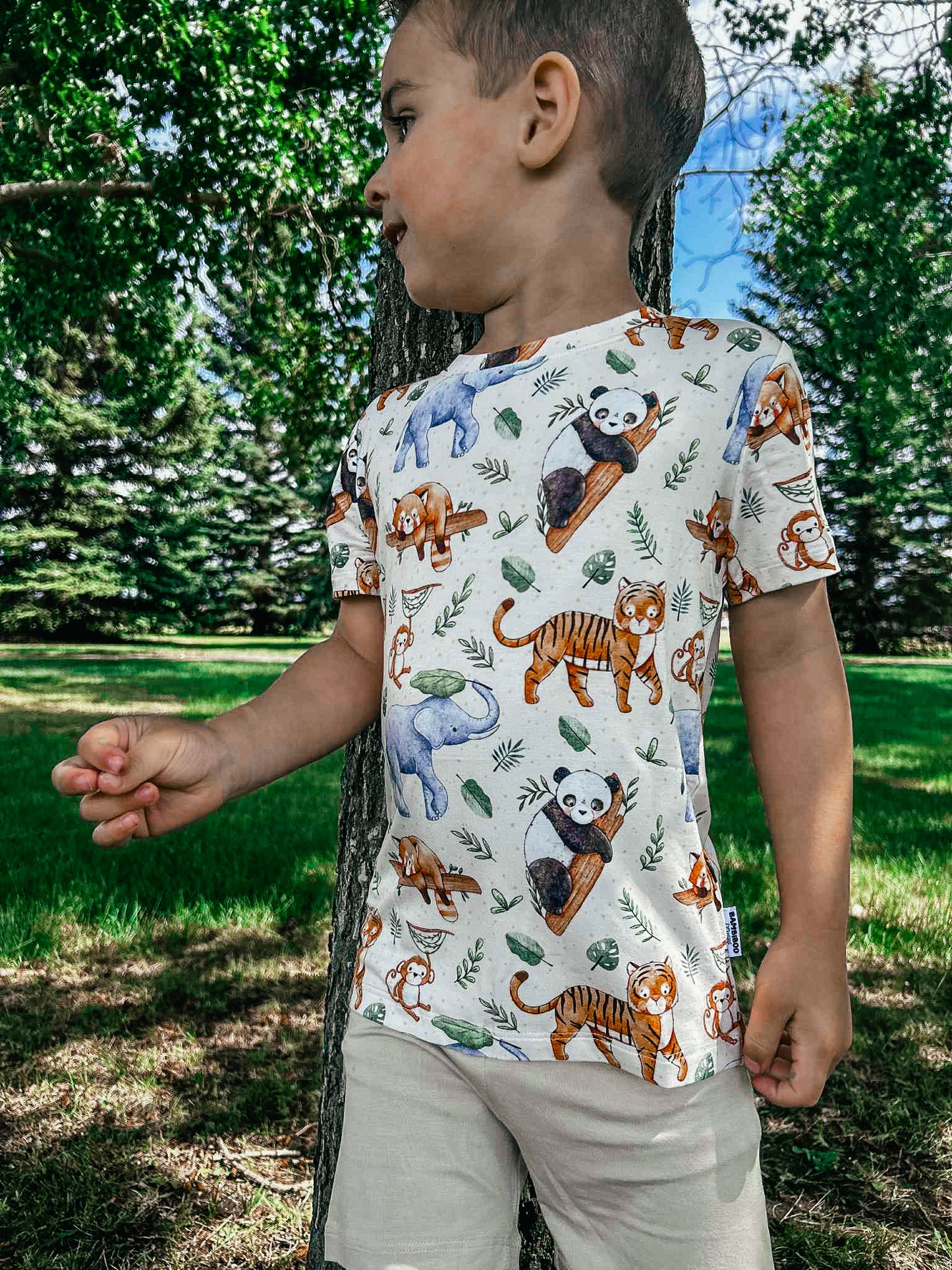 A Day at the Zoo - Kids T-Shirt
